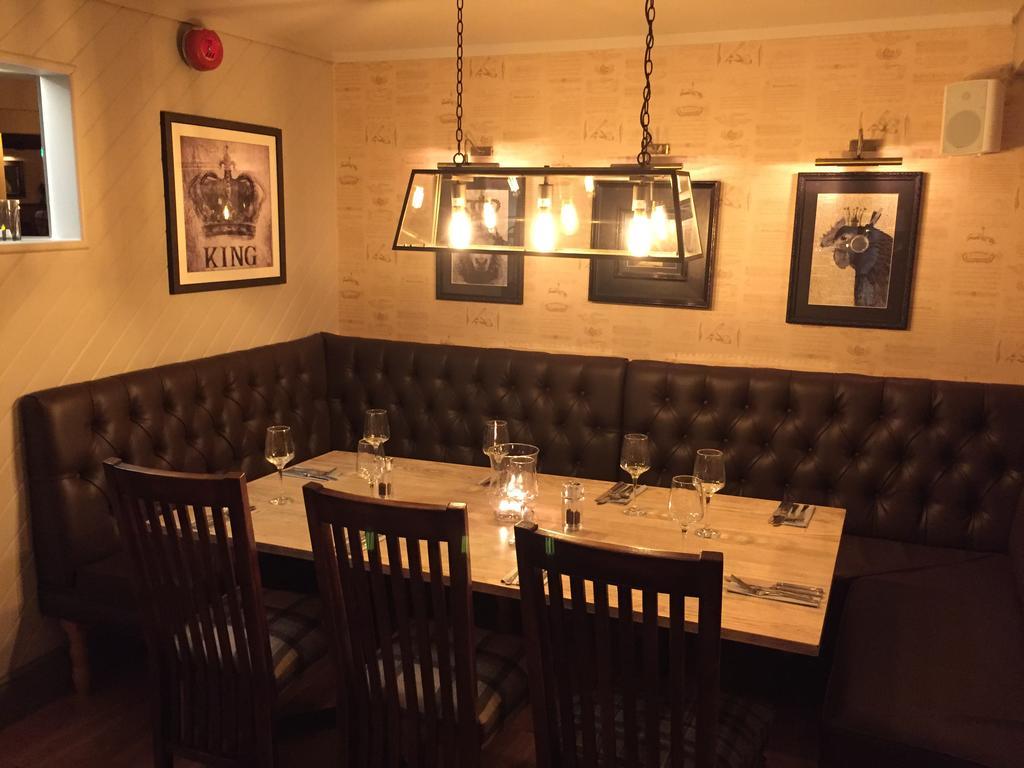 Crown Hotel ナントウィッチ エクステリア 写真