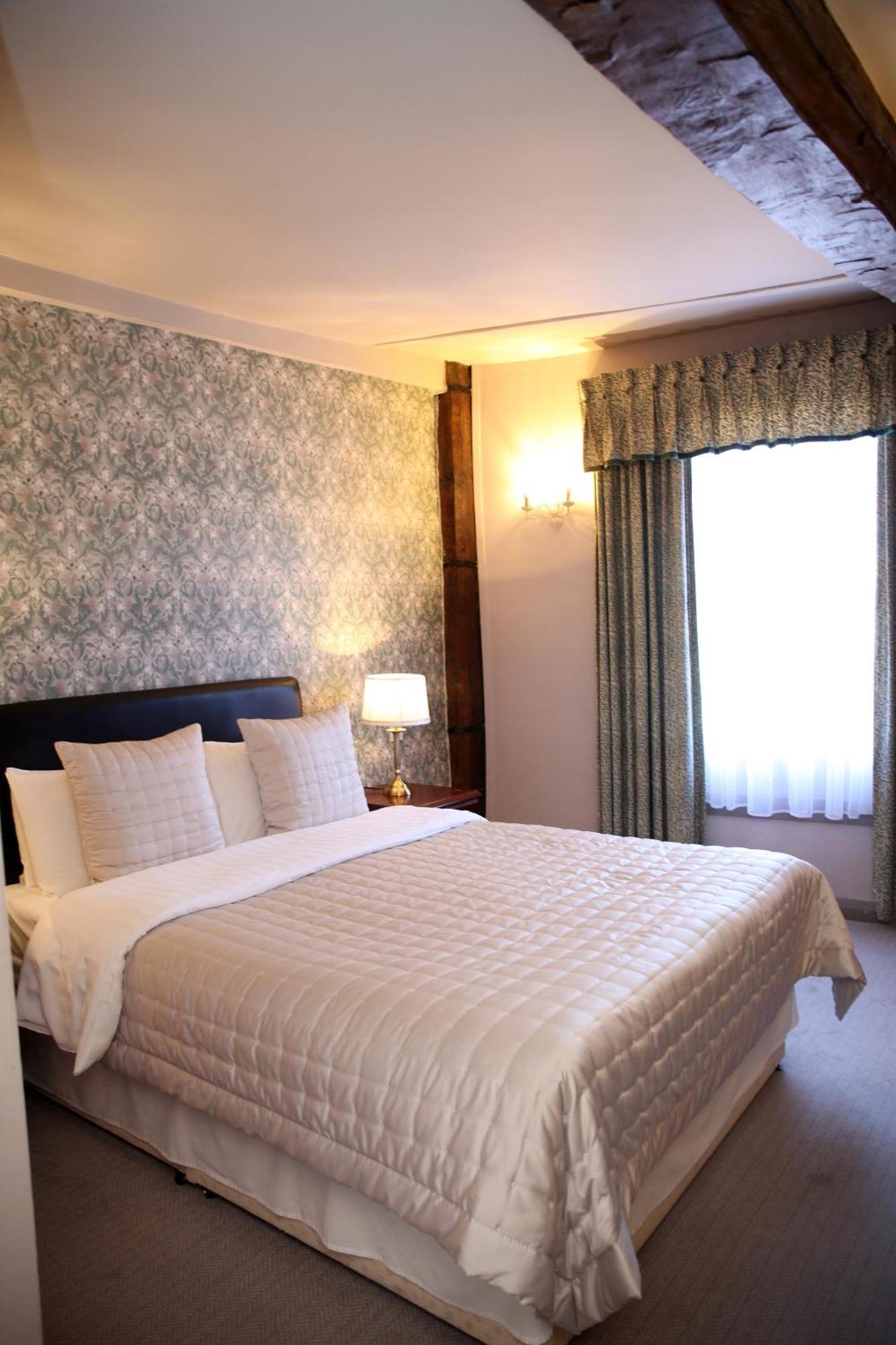 Crown Hotel ナントウィッチ エクステリア 写真