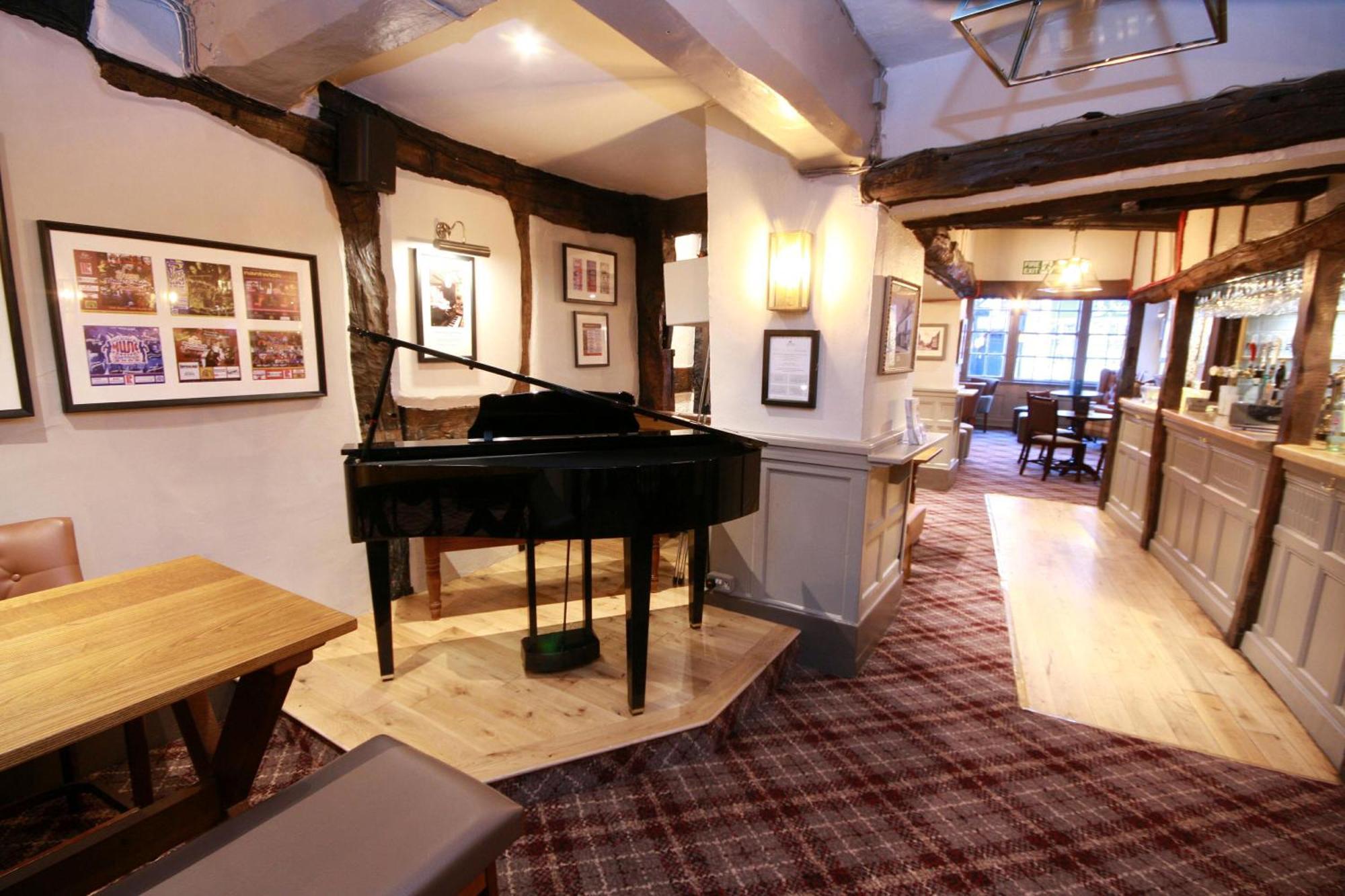 Crown Hotel ナントウィッチ エクステリア 写真
