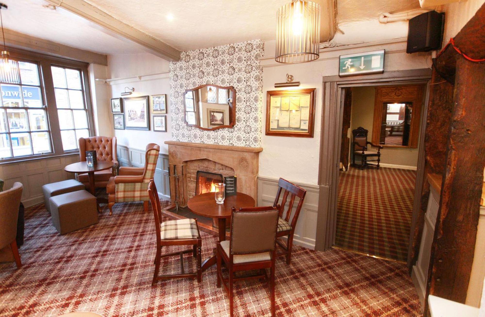 Crown Hotel ナントウィッチ エクステリア 写真