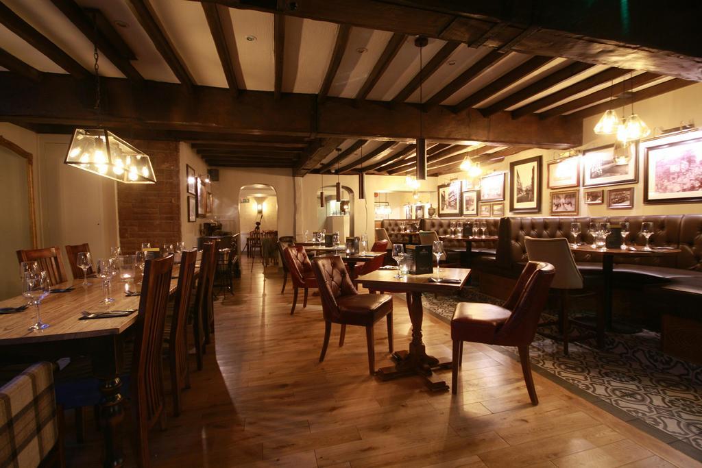 Crown Hotel ナントウィッチ エクステリア 写真