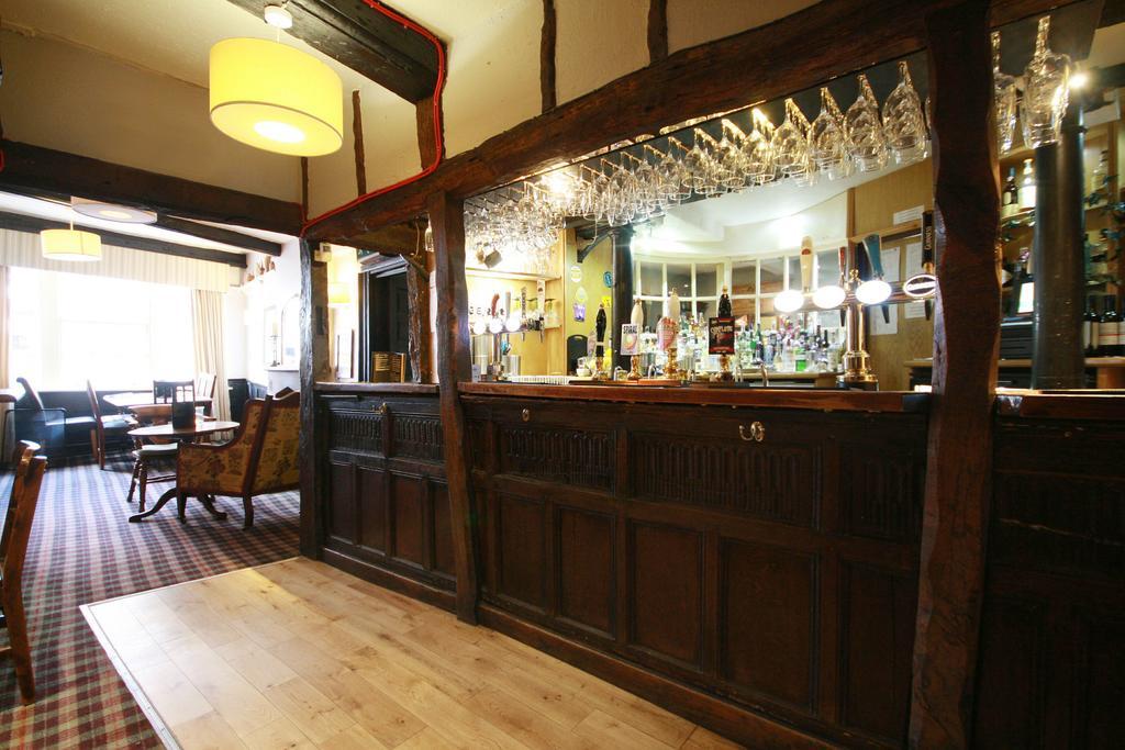 Crown Hotel ナントウィッチ エクステリア 写真